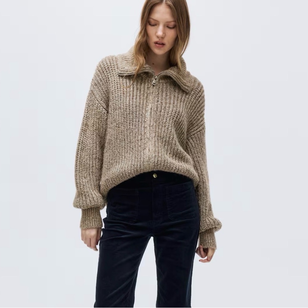 Women’s Tan Sweater